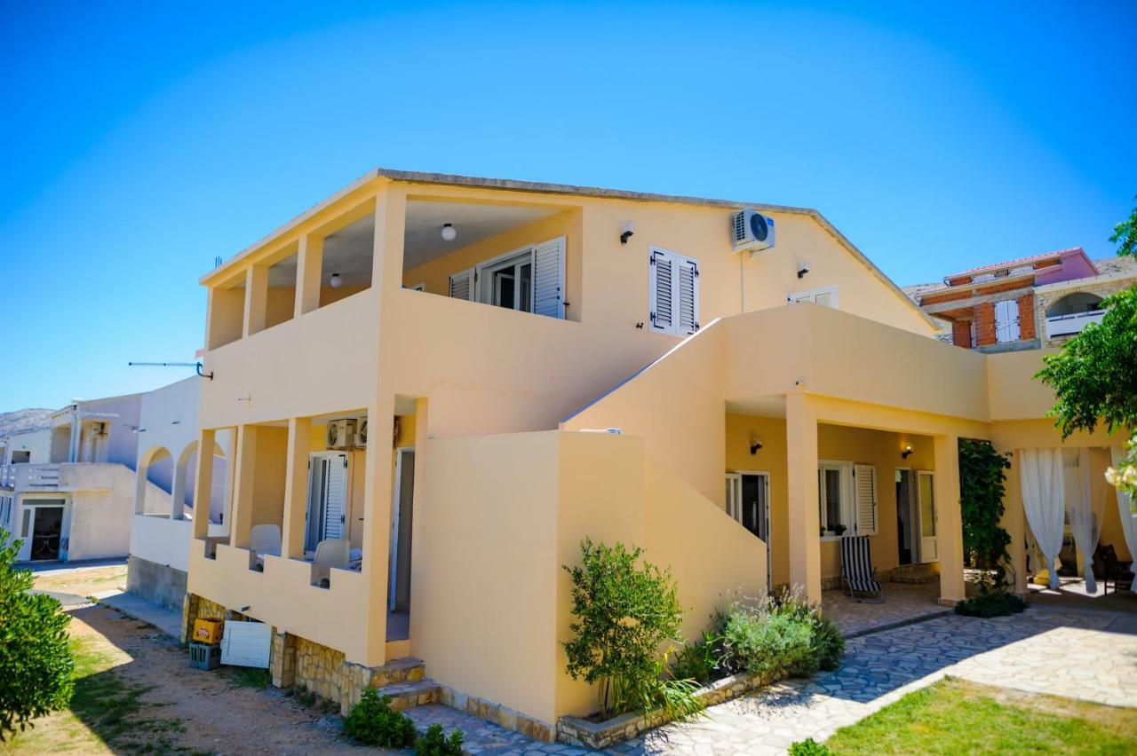 Apartments Lux Pag Pag Town Dış mekan fotoğraf