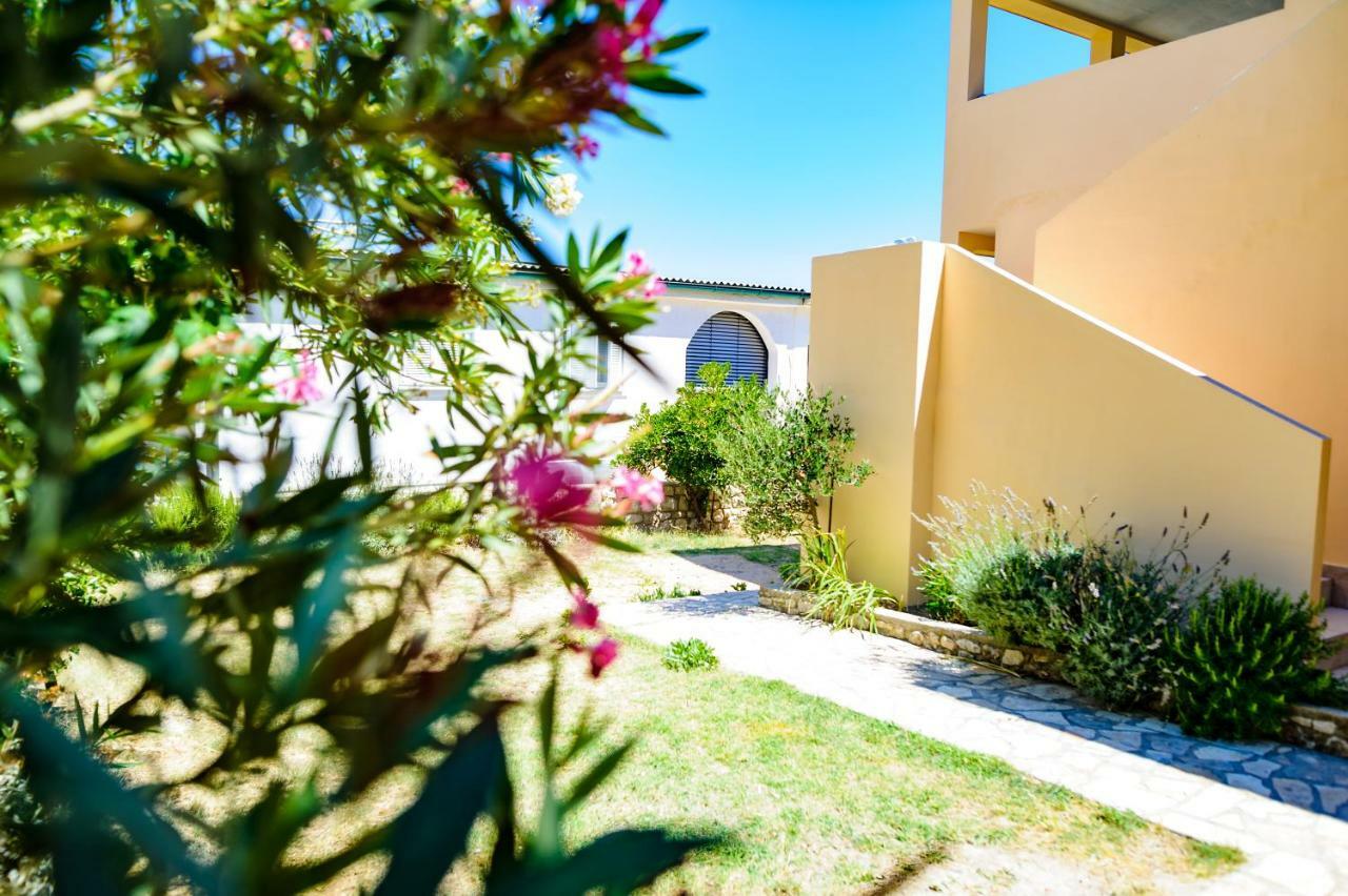 Apartments Lux Pag Pag Town Dış mekan fotoğraf