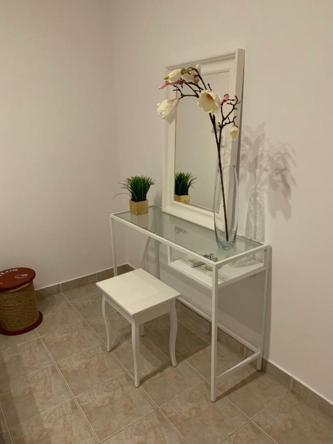 Apartments Lux Pag Pag Town Dış mekan fotoğraf